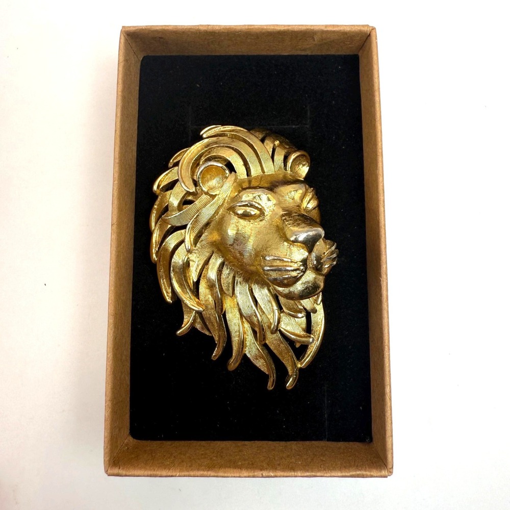 Vintage Trifari Gold Tone Lion Head Brooch – Regal Figural Statement Pin